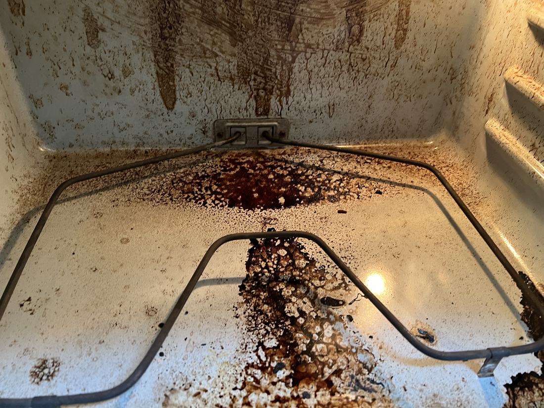 Oven & Racks &middot; Move-Out Standard before