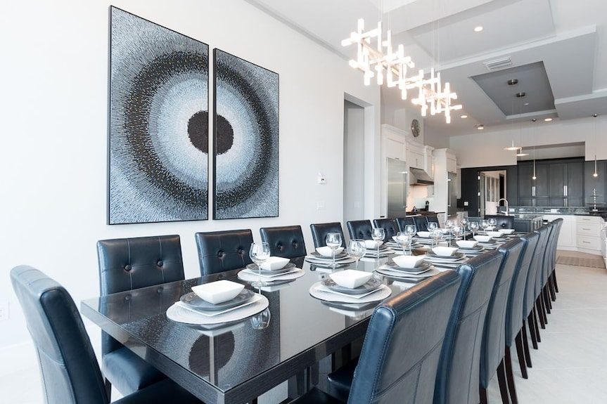 Formal Dining